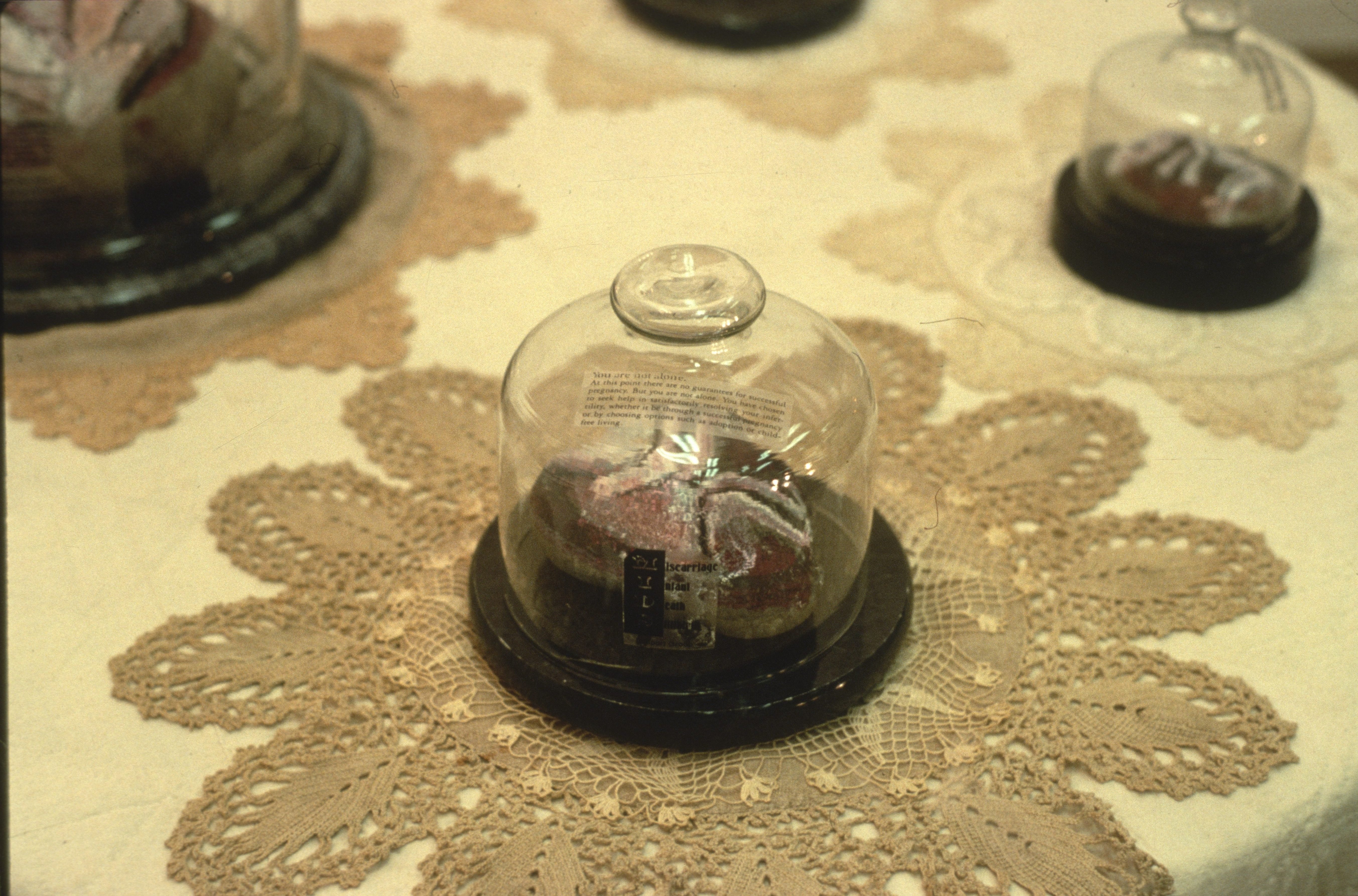 Rock 1.23 — Bell Jar Detail